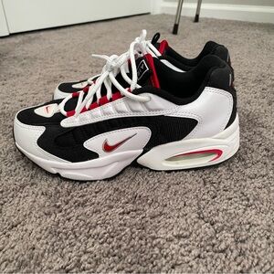 Nike Air Max Triax 96 white red black size 6.5